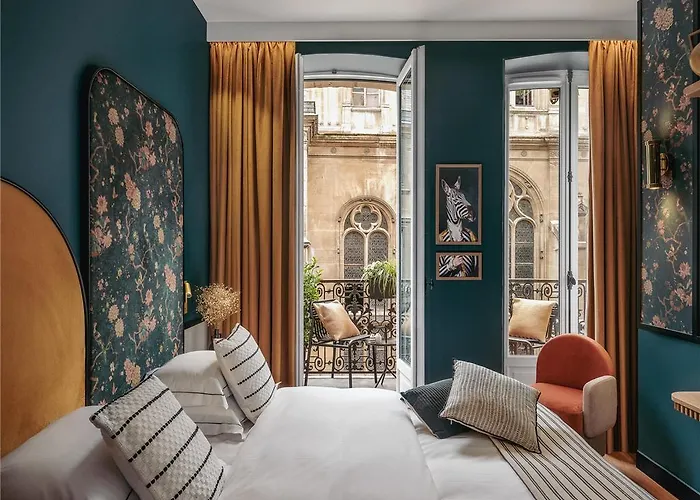 Dandy Hotel