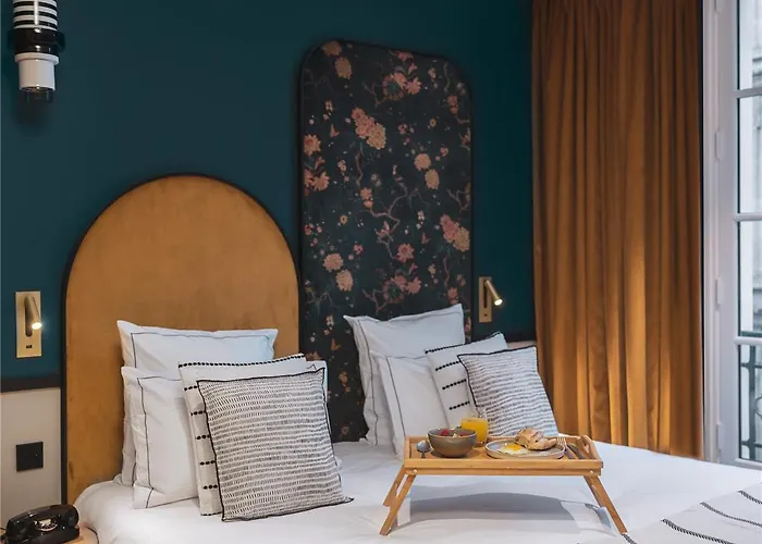 Dandy Hotel 4*